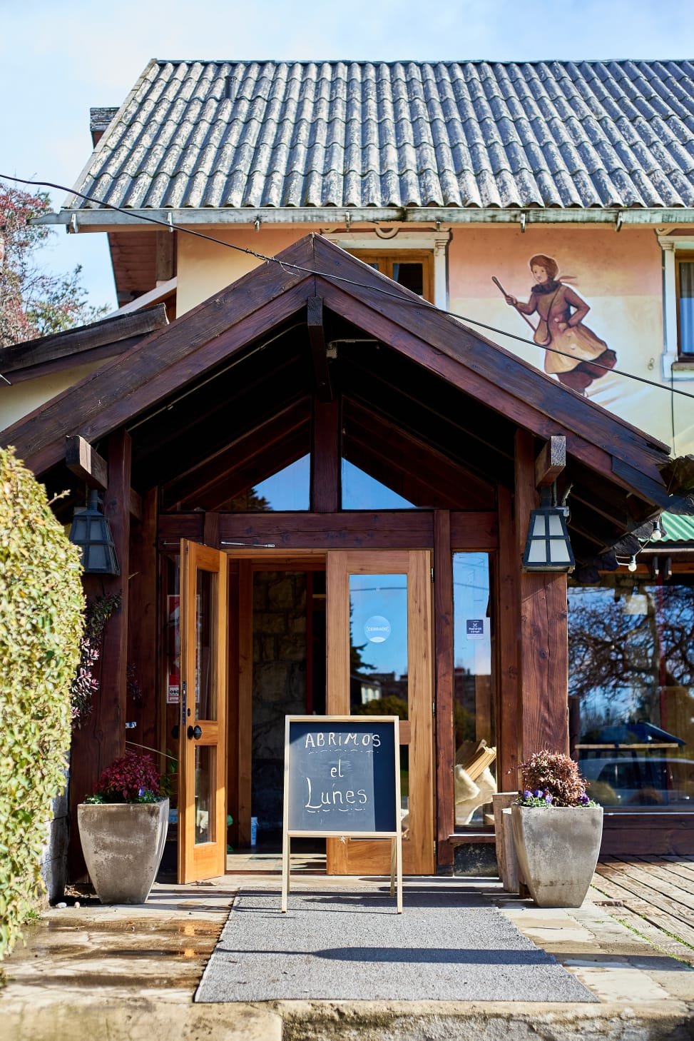 Exterior de Aura bistró en Bariloche